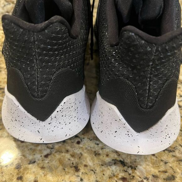 Nike kyrie 2 low 2019 #11 basketball shoes men’s 13 - Picture 5 of 12